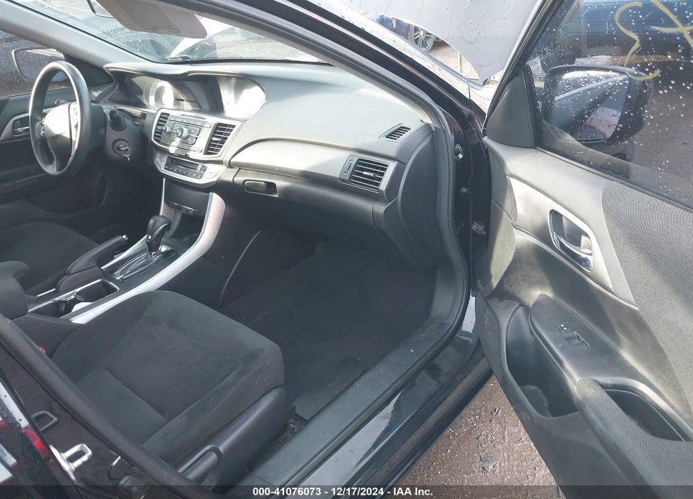2013 HONDA ACCORD LX VIN: 1HGCR2F32DA150371