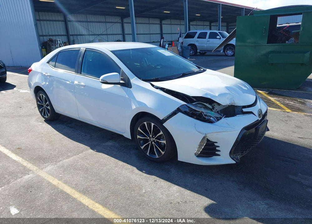 2018 TOYOTA COROLLA SE VIN: 2T1BURHE2JC026575