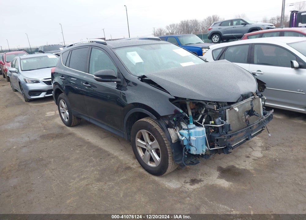2014 TOYOTA RAV4 XLE VIN: 2T3RFREV1EW174810