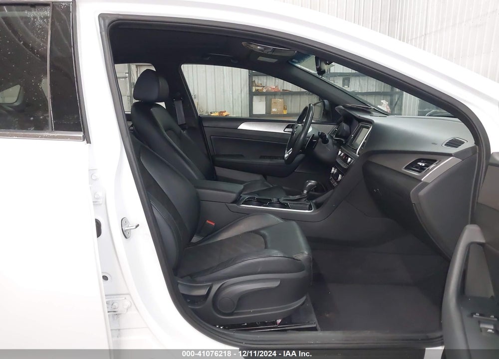 2019 HYUNDAI SONATA VIN: 5NPE34AF4KH793347