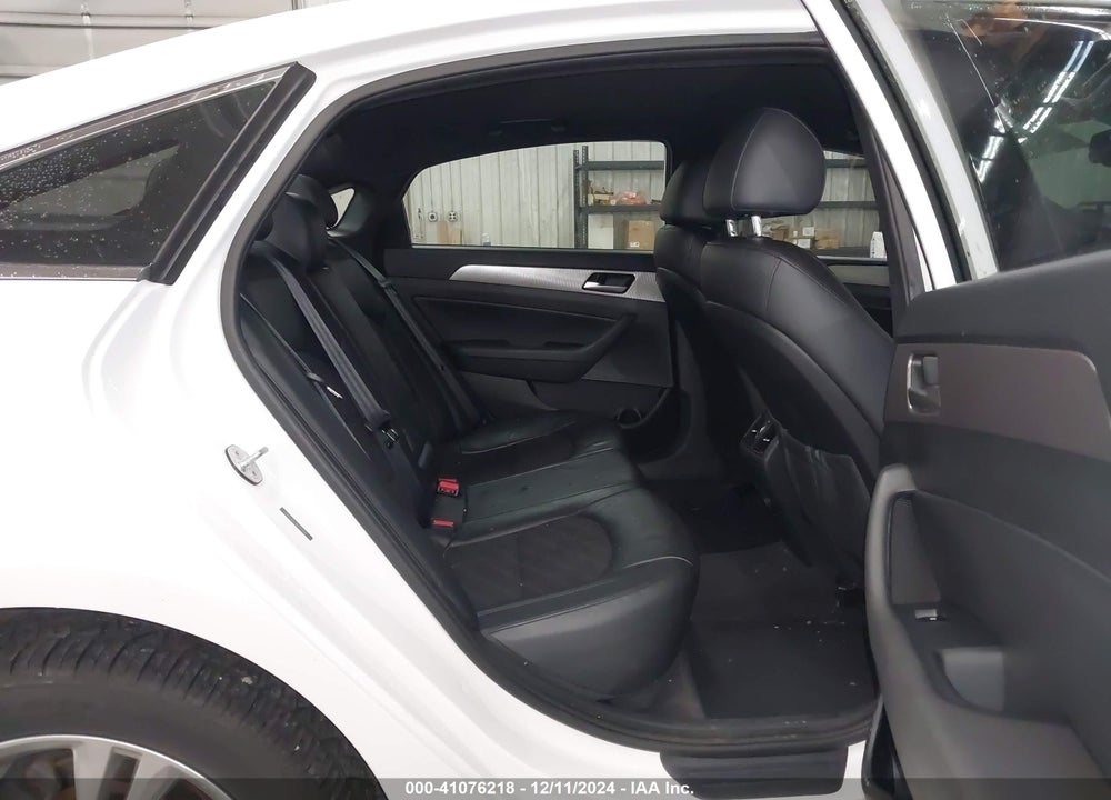 2019 HYUNDAI SONATA VIN: 5NPE34AF4KH793347