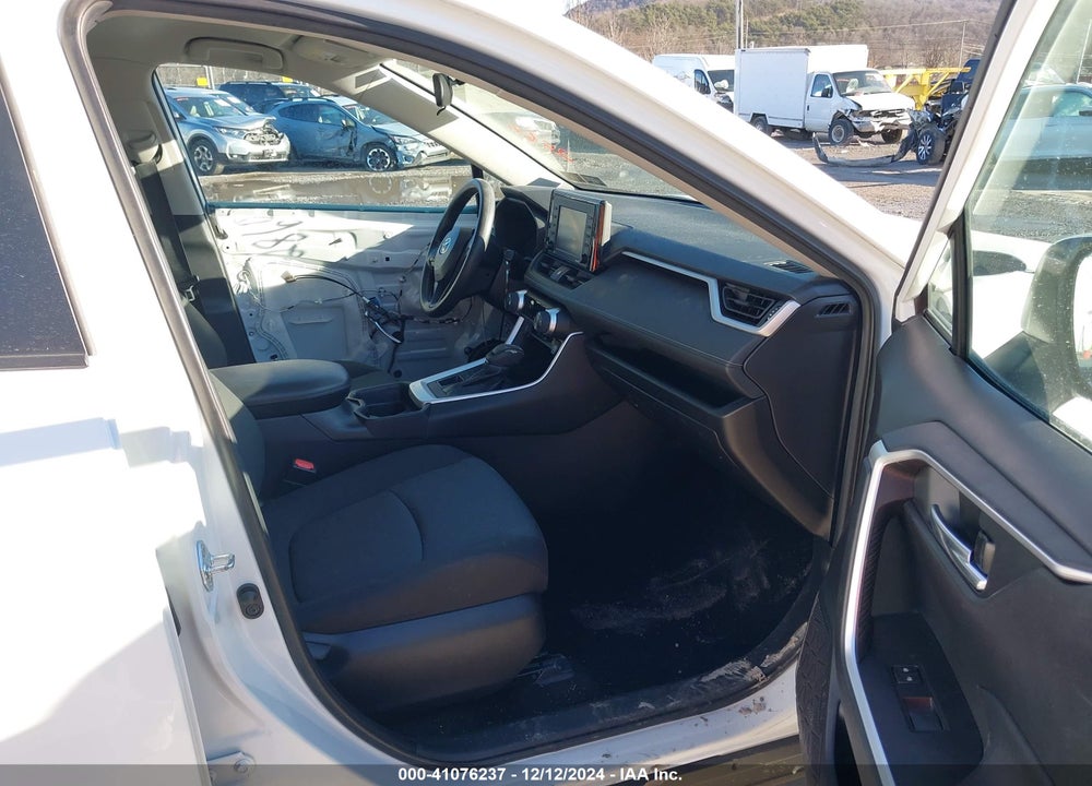 2021 TOYOTA RAV4 XLE VIN: 2T3P1RFV0MW202860