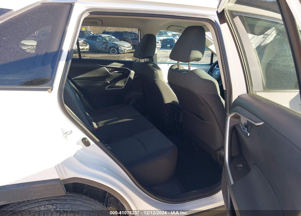 2021 TOYOTA RAV4 XLE VIN: 2T3P1RFV0MW202860
