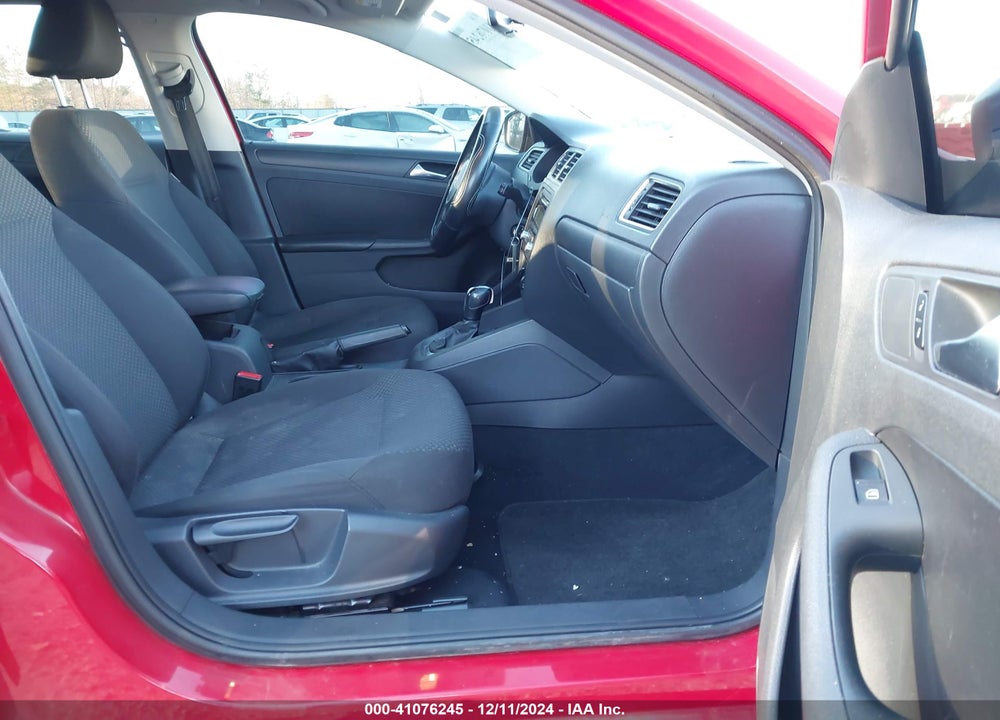 2013 VOLKSWAGEN JETTA 2.0L S VIN: 3VW2K7AJ9DM266362