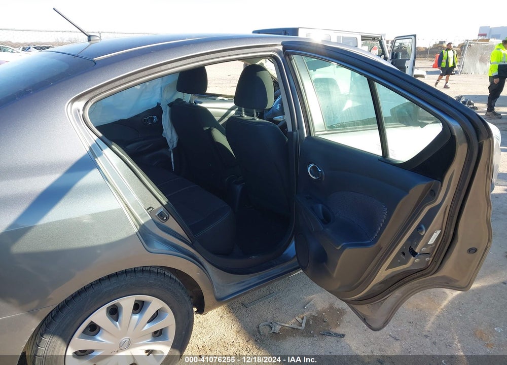 2016 NISSAN VERSA 1.6 SV VIN: 3N1CN7AP8GL894686