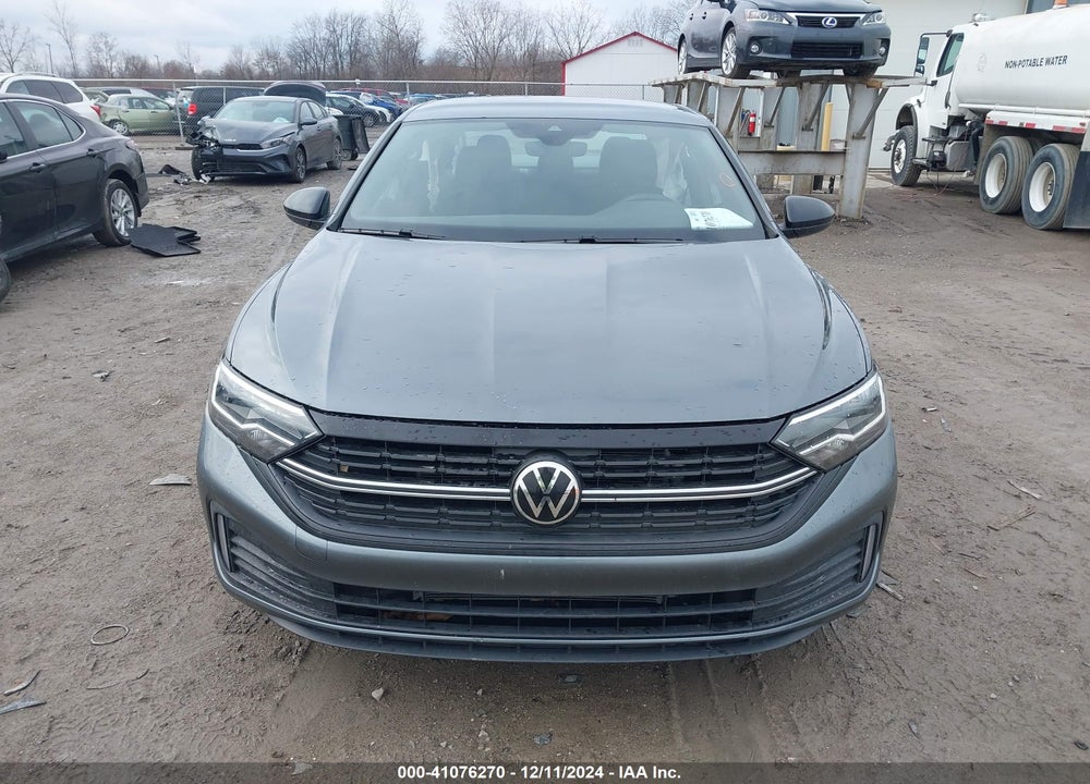 2024 VOLKSWAGEN JETTA VIN: 3VWAM7BU8RM008744