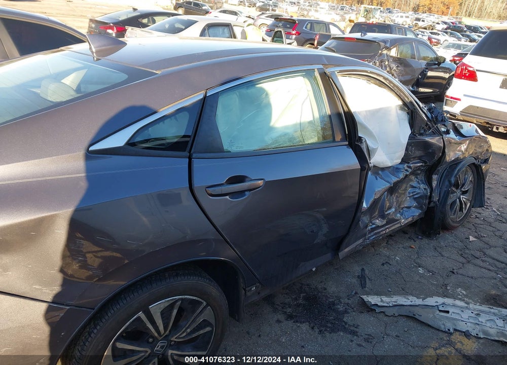 2018 HONDA CIVIC VIN: 2HGFC1F87JH640841
