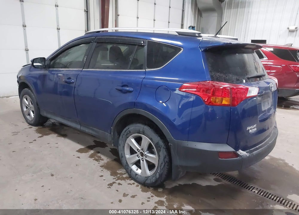 2015 TOYOTA RAV4 XLE VIN: 2T3RFREV9FW359639