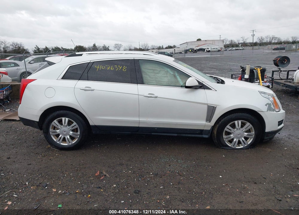 2013 CADILLAC SRX LUXURY COLLECTION VIN: 3GYFNGE39DS573737
