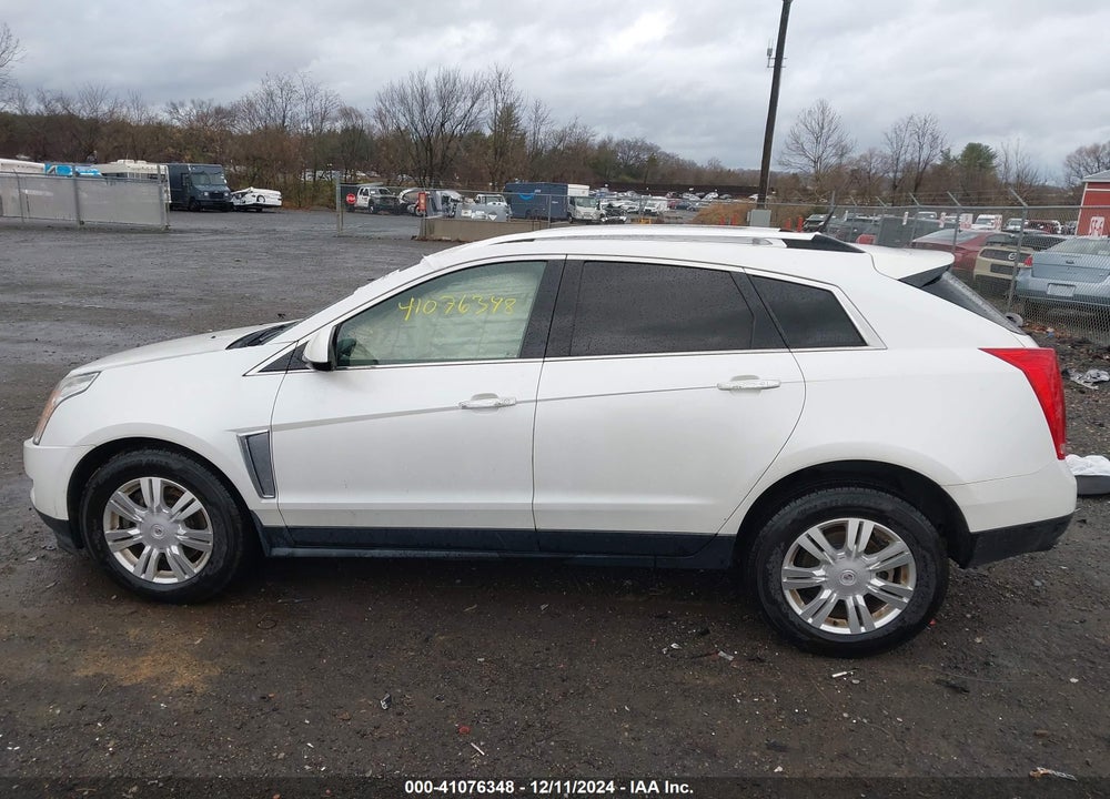 2013 CADILLAC SRX LUXURY COLLECTION VIN: 3GYFNGE39DS573737