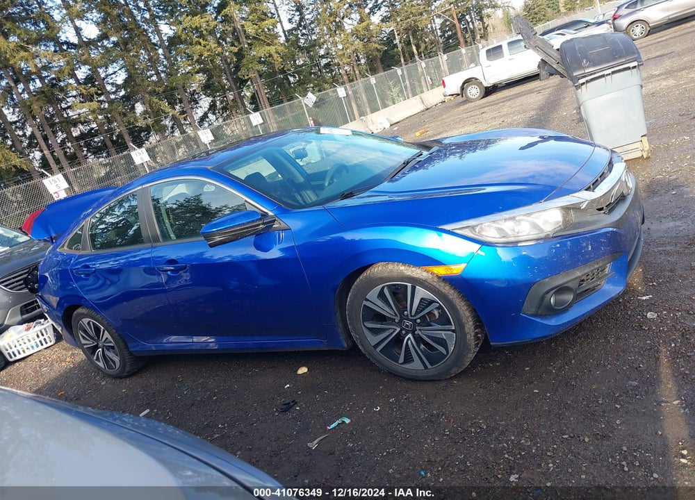 2017 HONDA CIVIC VIN: 19XFC1F34HE001812