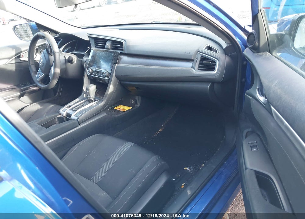 2017 HONDA CIVIC VIN: 19XFC1F34HE001812