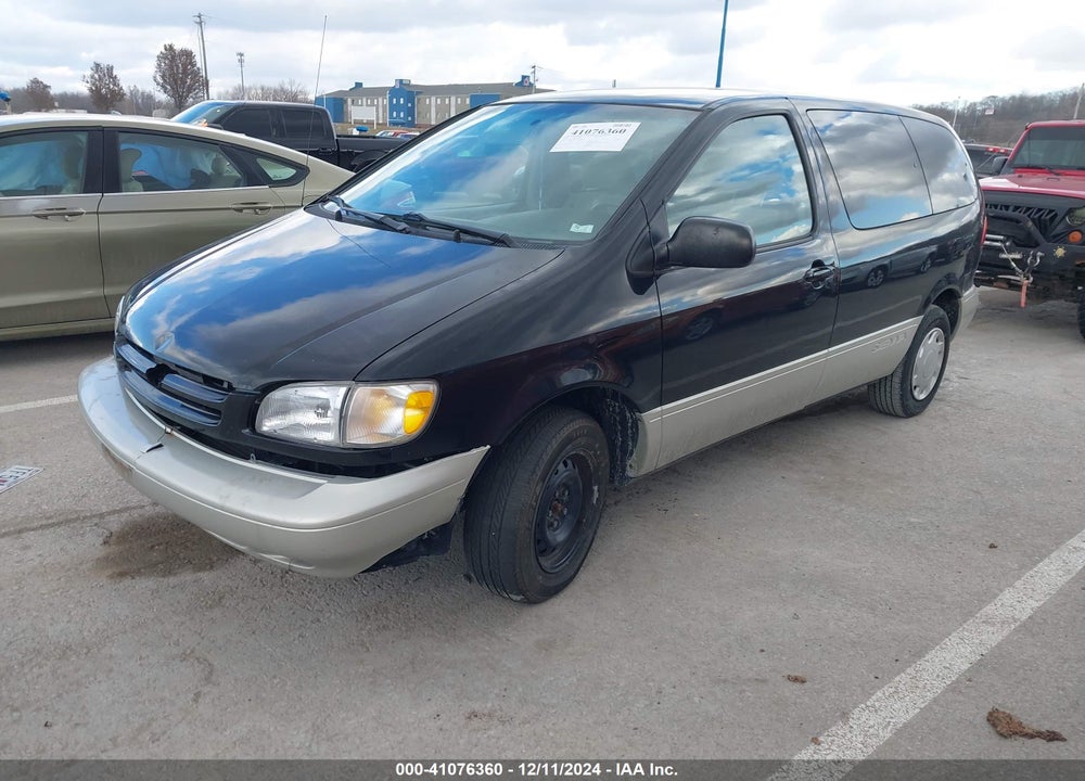 1998 TOYOTA SIENNA LE VIN: 4T3GF13C9WU048576