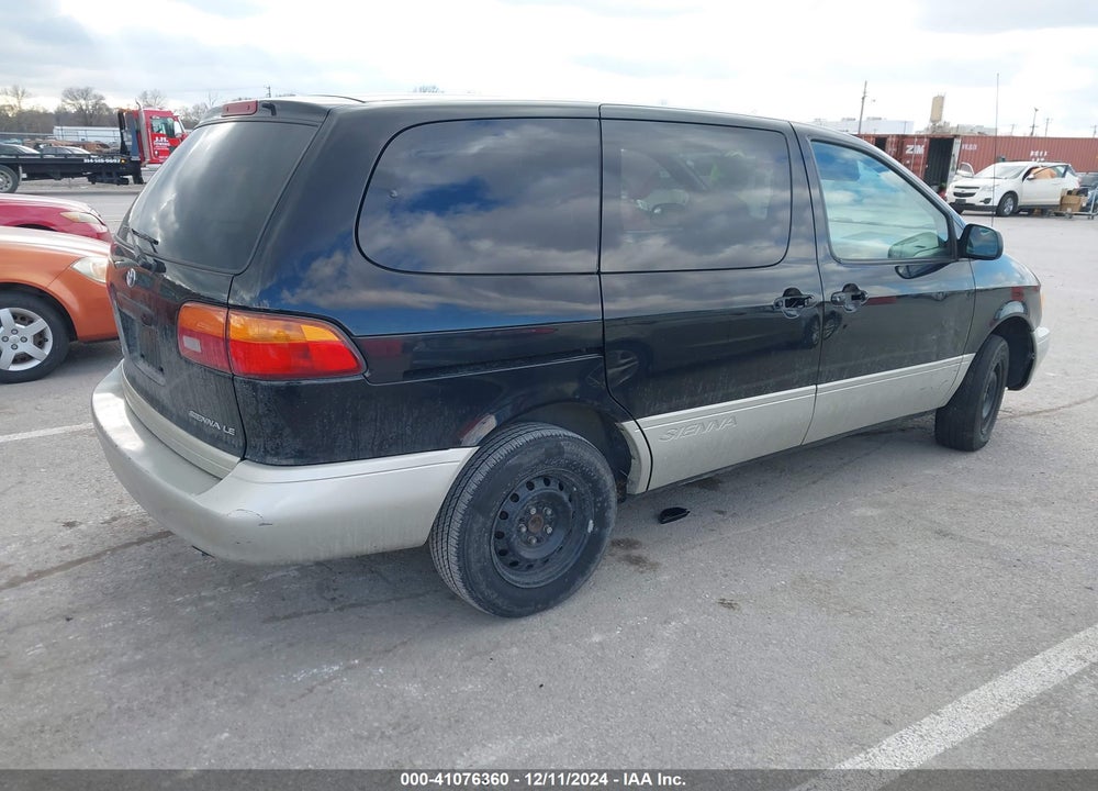 1998 TOYOTA SIENNA LE VIN: 4T3GF13C9WU048576