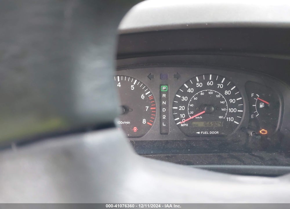 1998 TOYOTA SIENNA LE VIN: 4T3GF13C9WU048576