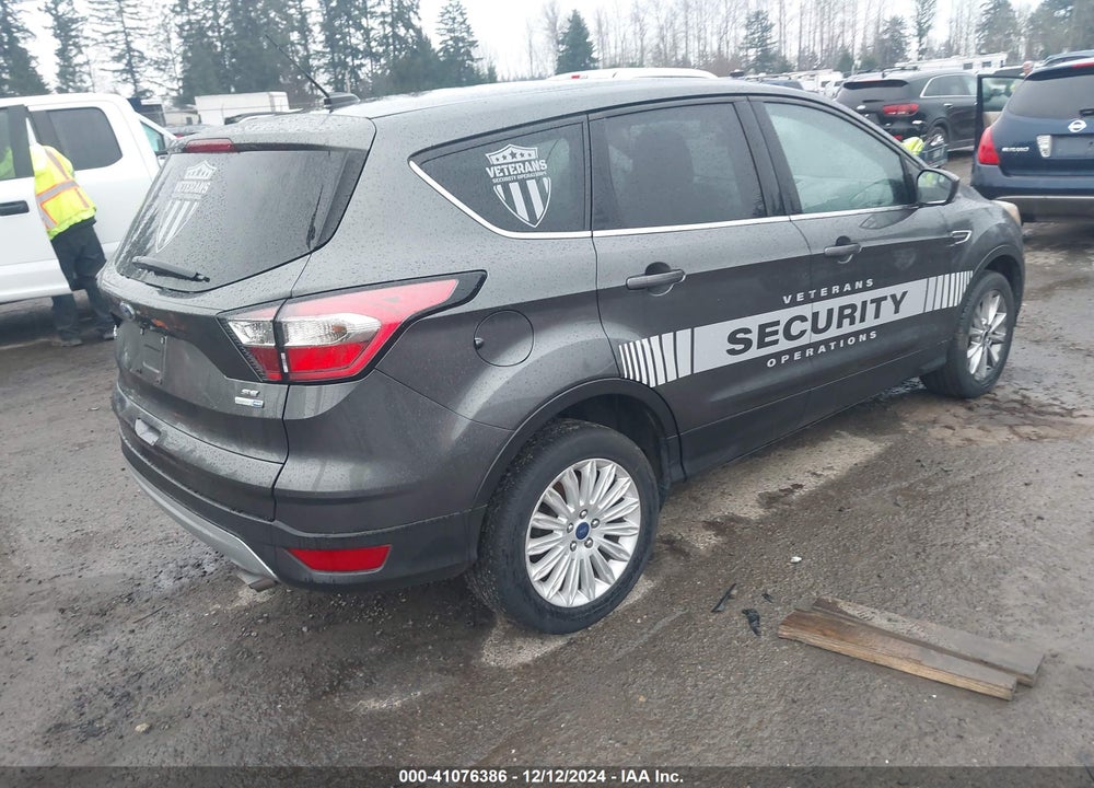 2017 FORD ESCAPE SE VIN: 1FMCU9GD4HUE49938