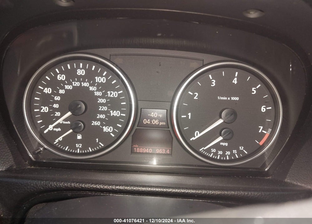 2006 BMW 325XI VIN: WBAVD13516KV04445