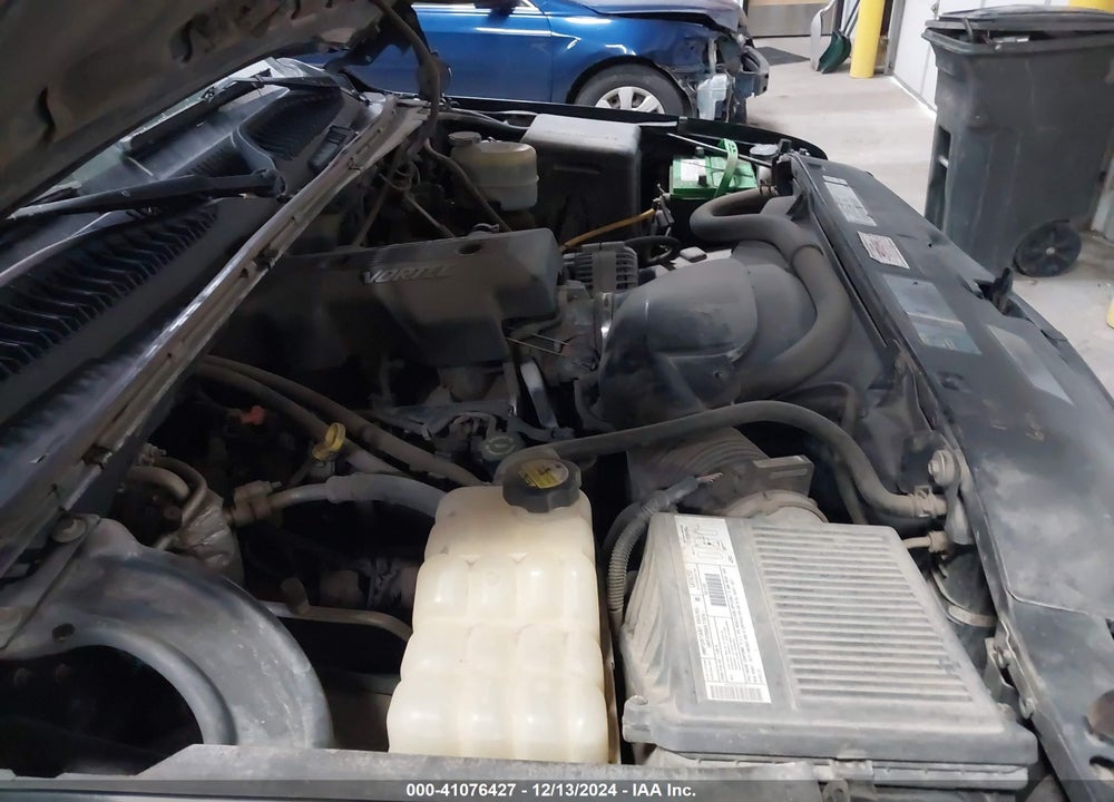2000 CHEVROLET SILVERADO 2500 LS VIN: 1GCGK29U4YE220699