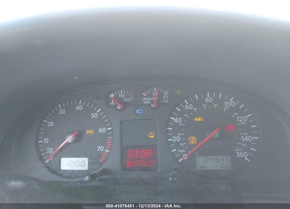 2001 VOLKSWAGEN PASSAT GLX VIN: WVWLH63B21E035590