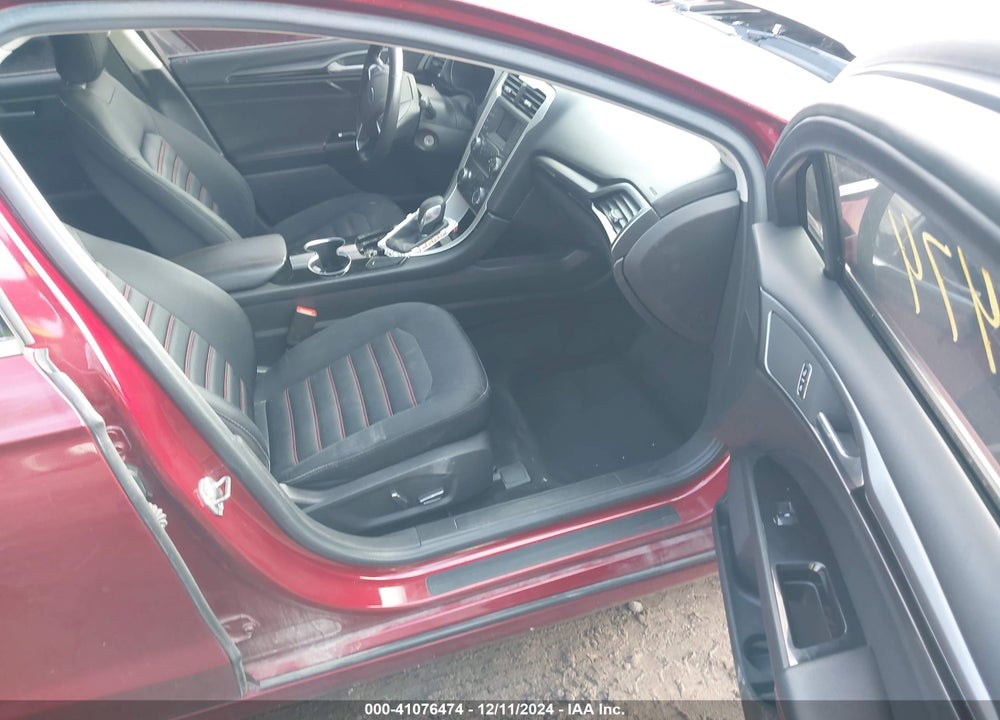 2016 FORD FUSION SE VIN: 3FA6P0HD8GR360761