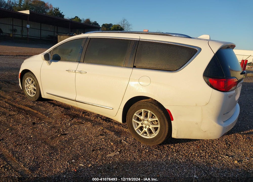2020 CHRYSLER PACIFICA TOURING L VIN: 2C4RC1BG8LR111548