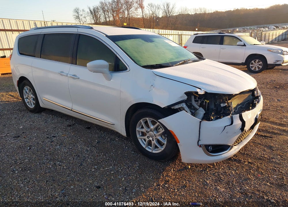 2020 CHRYSLER PACIFICA TOURING L VIN: 2C4RC1BG8LR111548