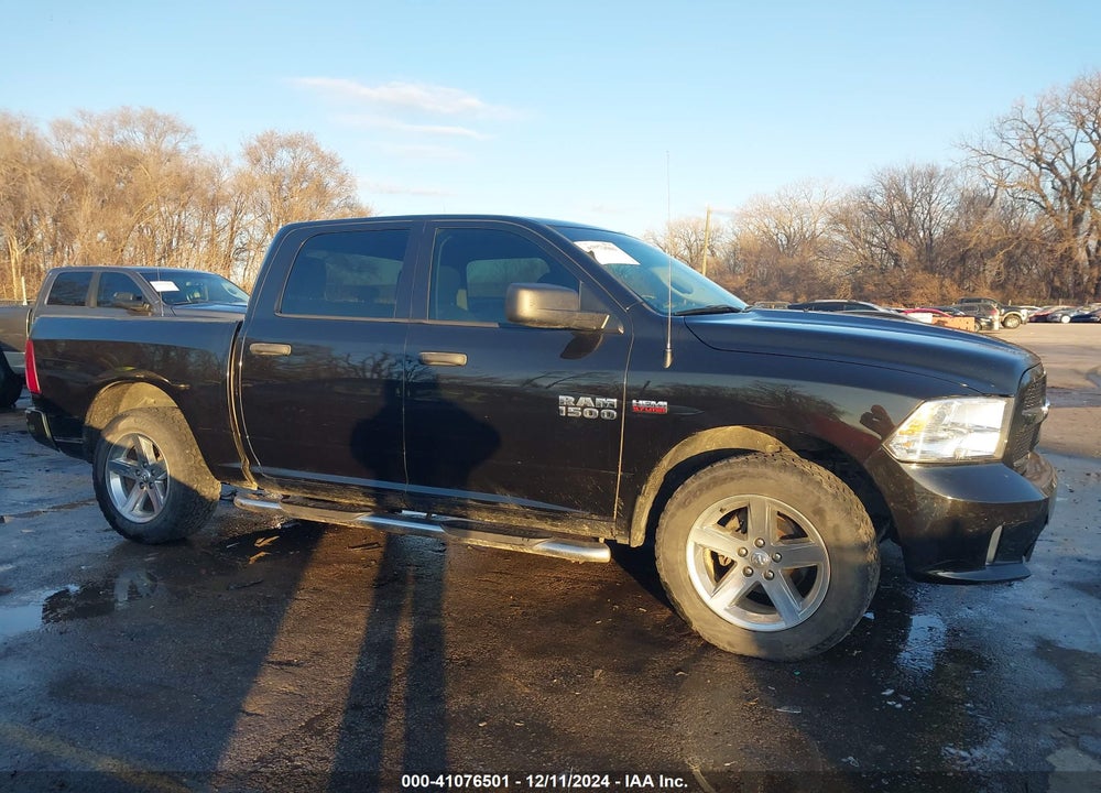 2018 RAM 1500 EXPRESS 4X4 5'7 BOX VIN: 3C6RR7KT0JG197771
