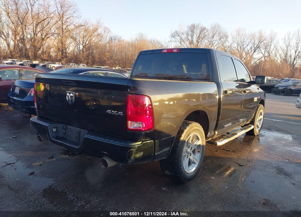 2018 RAM 1500 EXPRESS 4X4 5'7 BOX VIN: 3C6RR7KT0JG197771