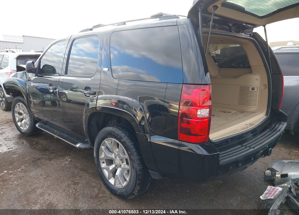 2009 CHEVROLET TAHOE LT2 VIN: 1GNFK23019R149108