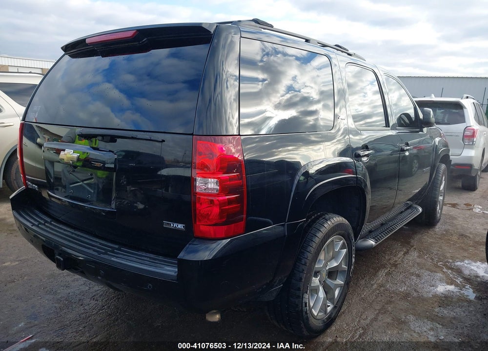 2009 CHEVROLET TAHOE LT2 VIN: 1GNFK23019R149108