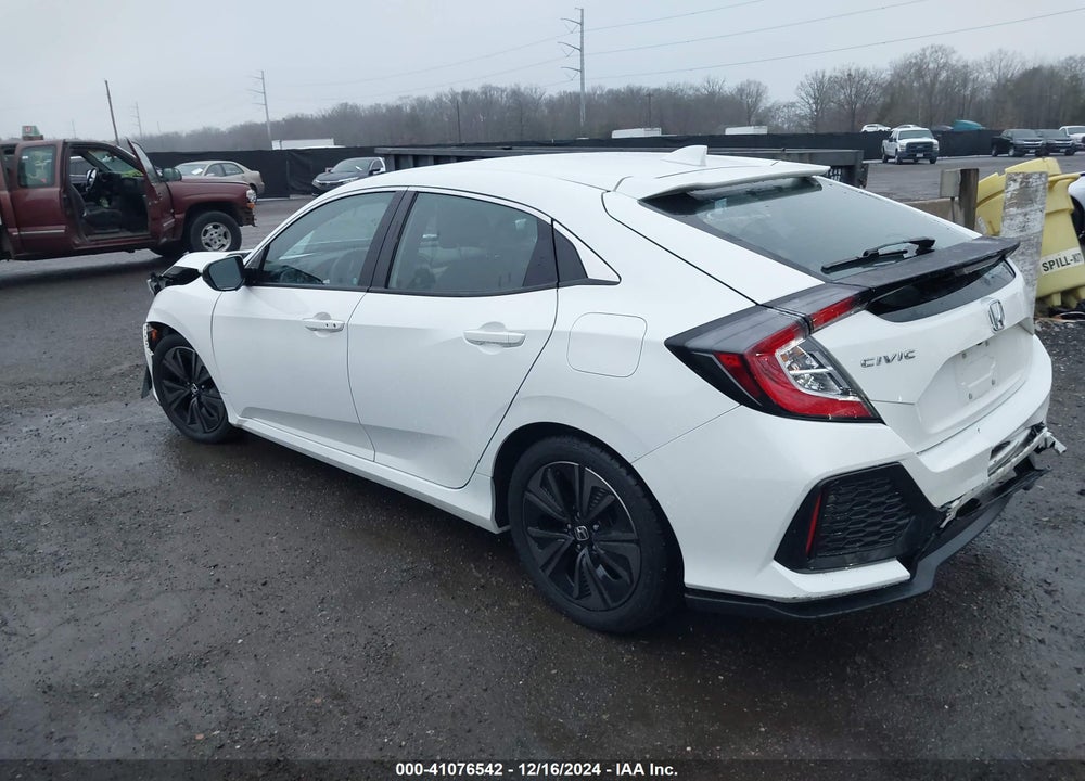 2017 HONDA CIVIC VIN: SHHFK7H5XHU405923