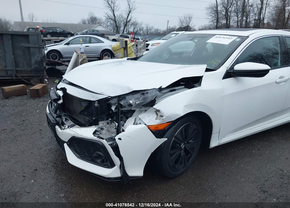 2017 HONDA CIVIC VIN: SHHFK7H5XHU405923