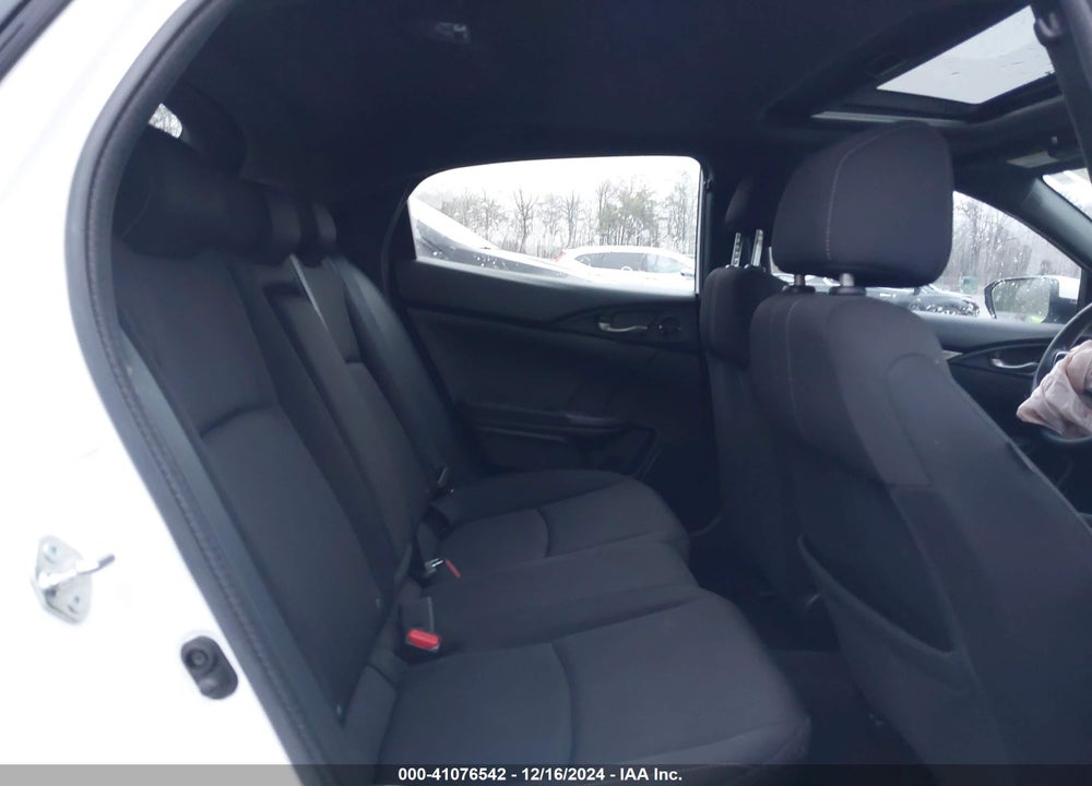 2017 HONDA CIVIC VIN: SHHFK7H5XHU405923