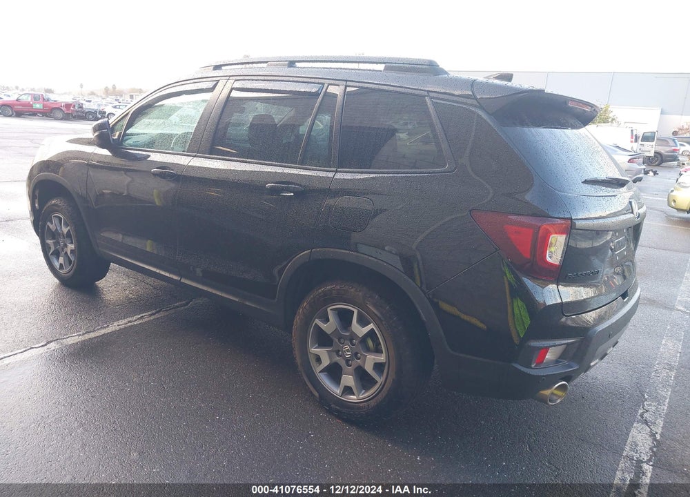 2023 HONDA PASSPORT AWD TRAILSPORT VIN: 5FNYF8H68PB013194