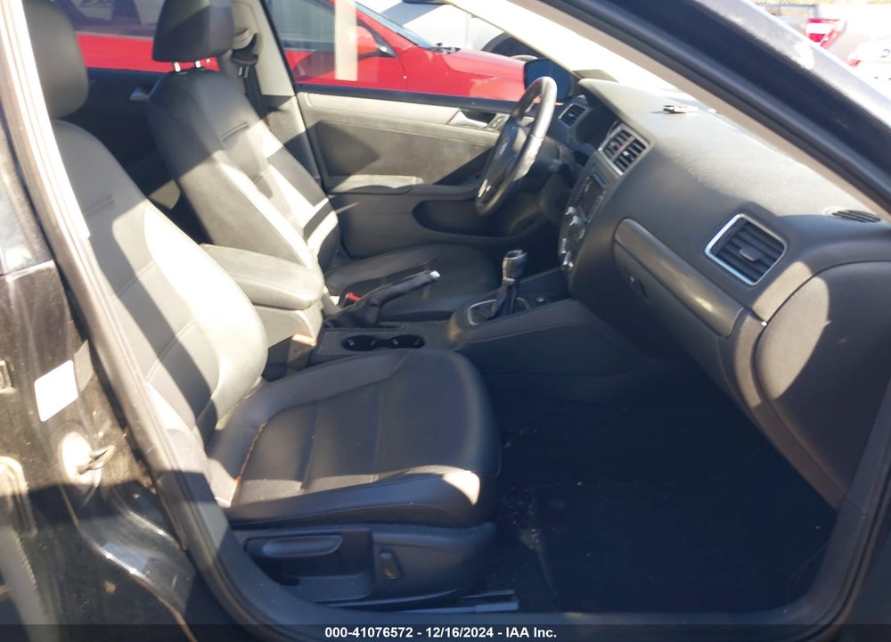 2013 VOLKSWAGEN JETTA 2.0L TDI VIN: 3VW3L7AJ7DM422982