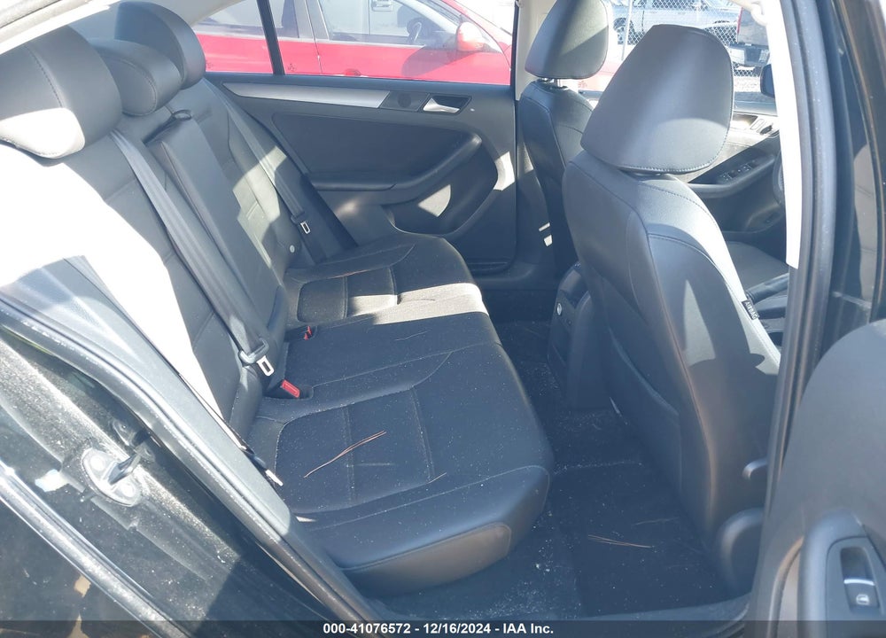2013 VOLKSWAGEN JETTA 2.0L TDI VIN: 3VW3L7AJ7DM422982