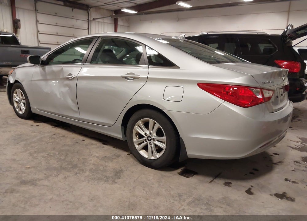 2013 HYUNDAI SONATA GLS VIN: 5NPEB4AC0DH797682