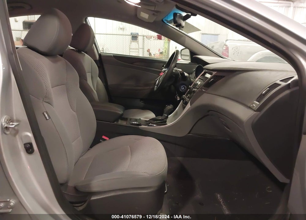 2013 HYUNDAI SONATA GLS VIN: 5NPEB4AC0DH797682