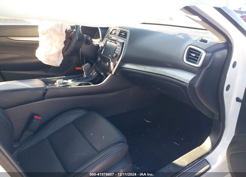 2017 NISSAN MAXIMA VIN: 1N4AA6AP6HC420944