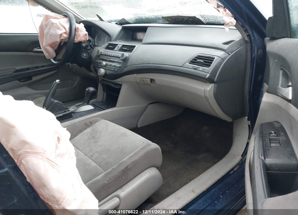 2009 HONDA ACCORD 2.4 LX VIN: 1HGCP26329A106013