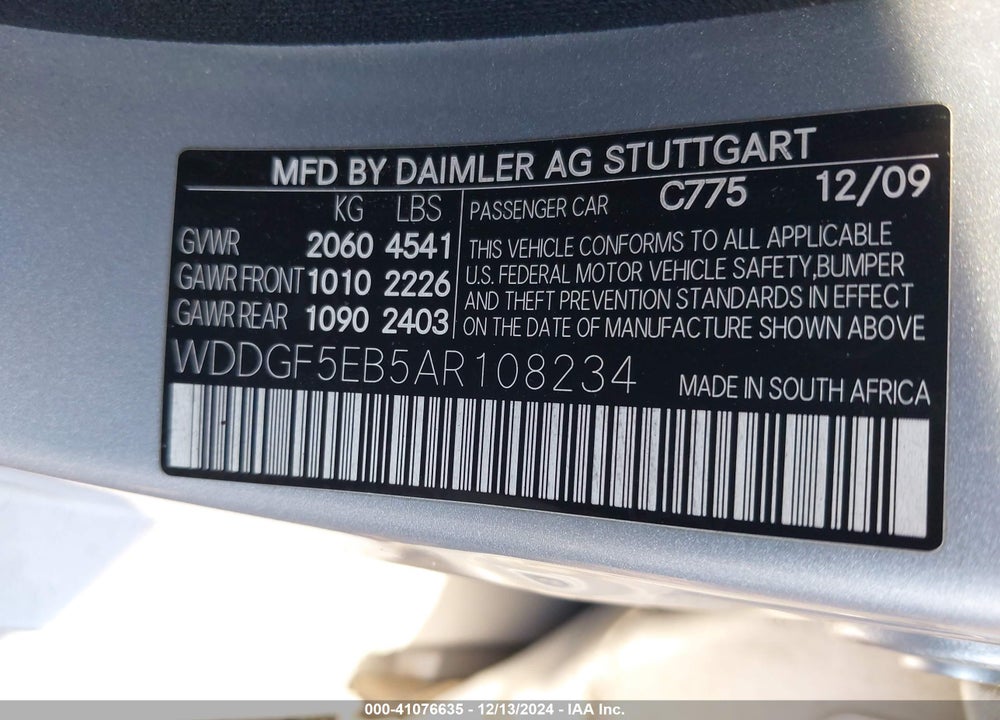 2010 MERCEDES-BENZ C 300 LUXURY/SPORT VIN: WDDGF5EB5AR108234