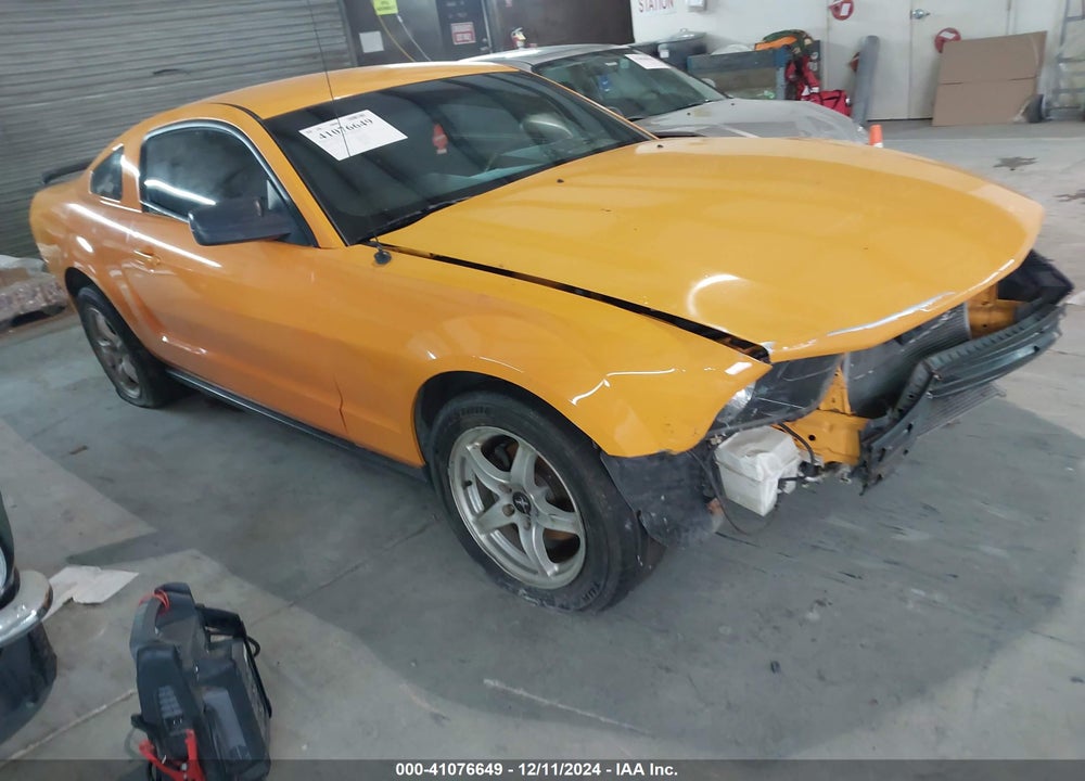 2008 FORD MUSTANG V6 DELUXE VIN: 1ZVHT80N985126731