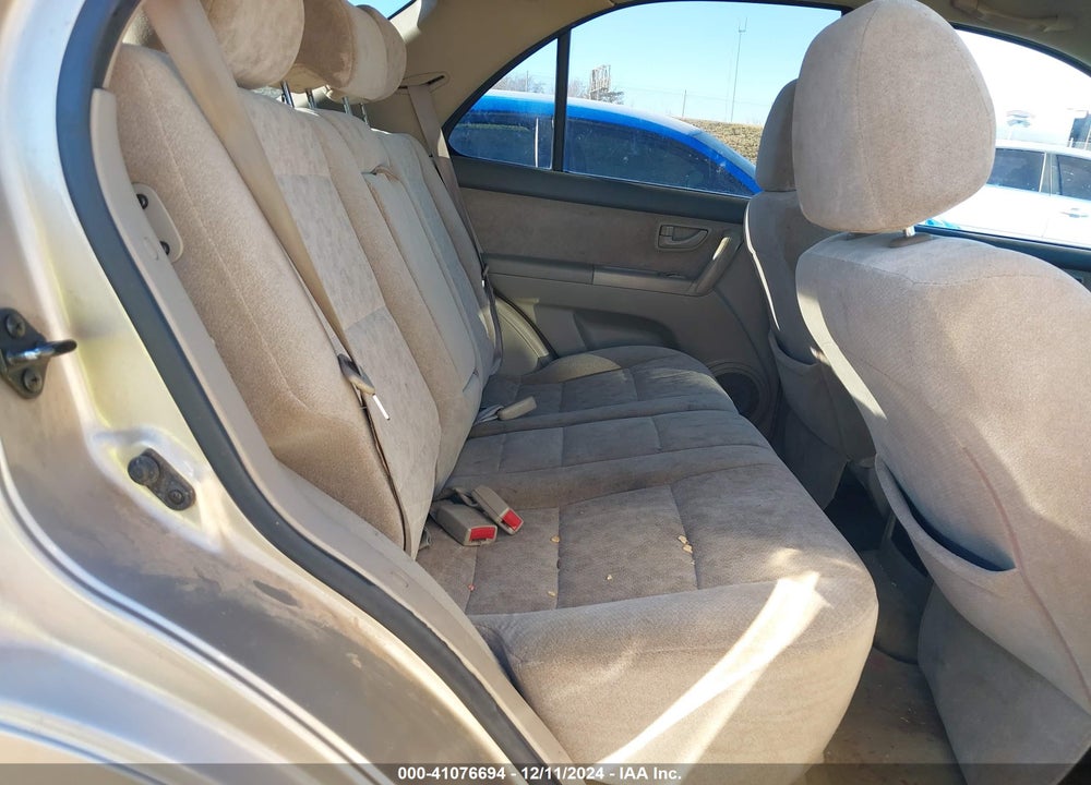 2005 KIA SORENTO EX/LX VIN: KNDJD733755412269