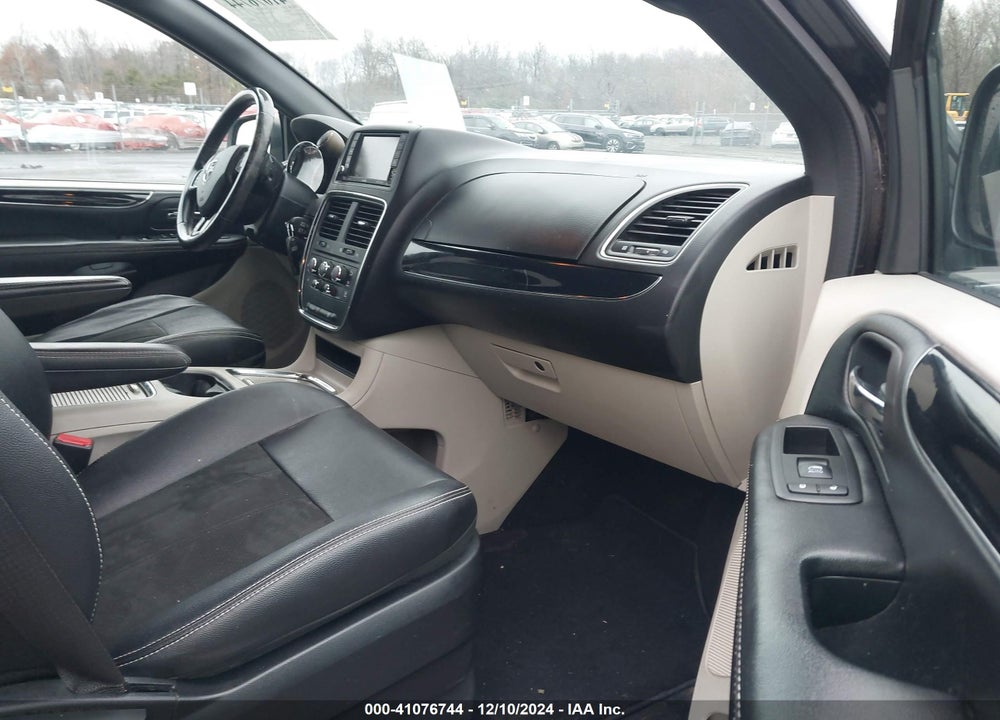 2019 DODGE GRAND CARAVAN SXT VIN: 2C4RDGCG7KR545764
