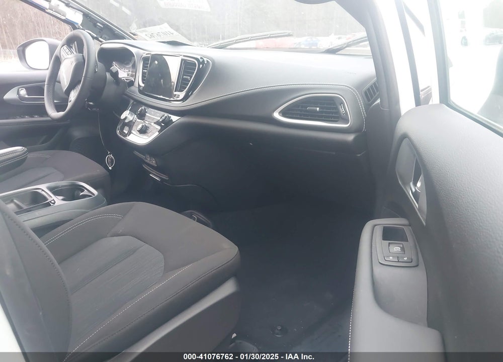 2023 CHRYSLER PACIFICA TOURING VIN: 2C4RC1FGXPR590412