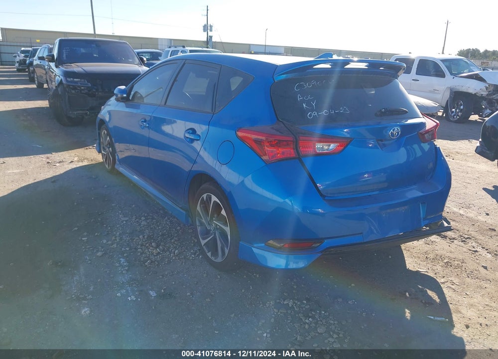 2018 TOYOTA COROLLA IM VIN: JTNKARJEXJJ571801