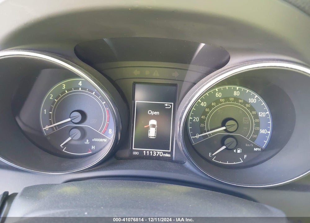 2018 TOYOTA COROLLA IM VIN: JTNKARJEXJJ571801