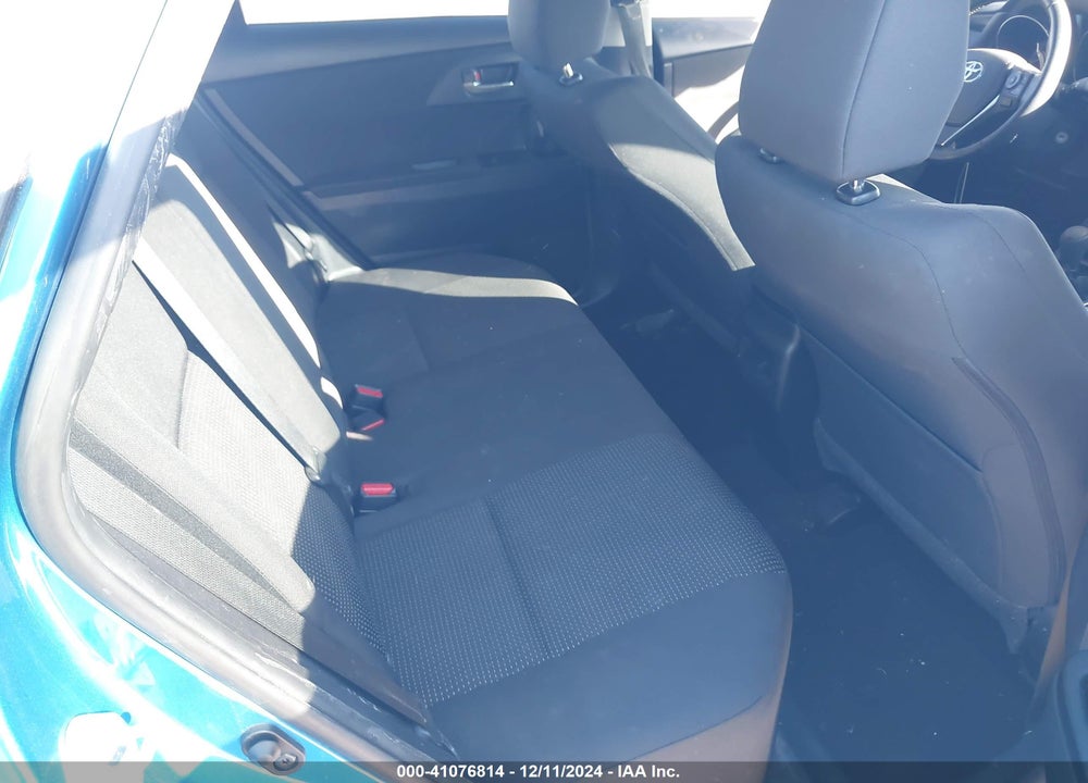 2018 TOYOTA COROLLA IM VIN: JTNKARJEXJJ571801