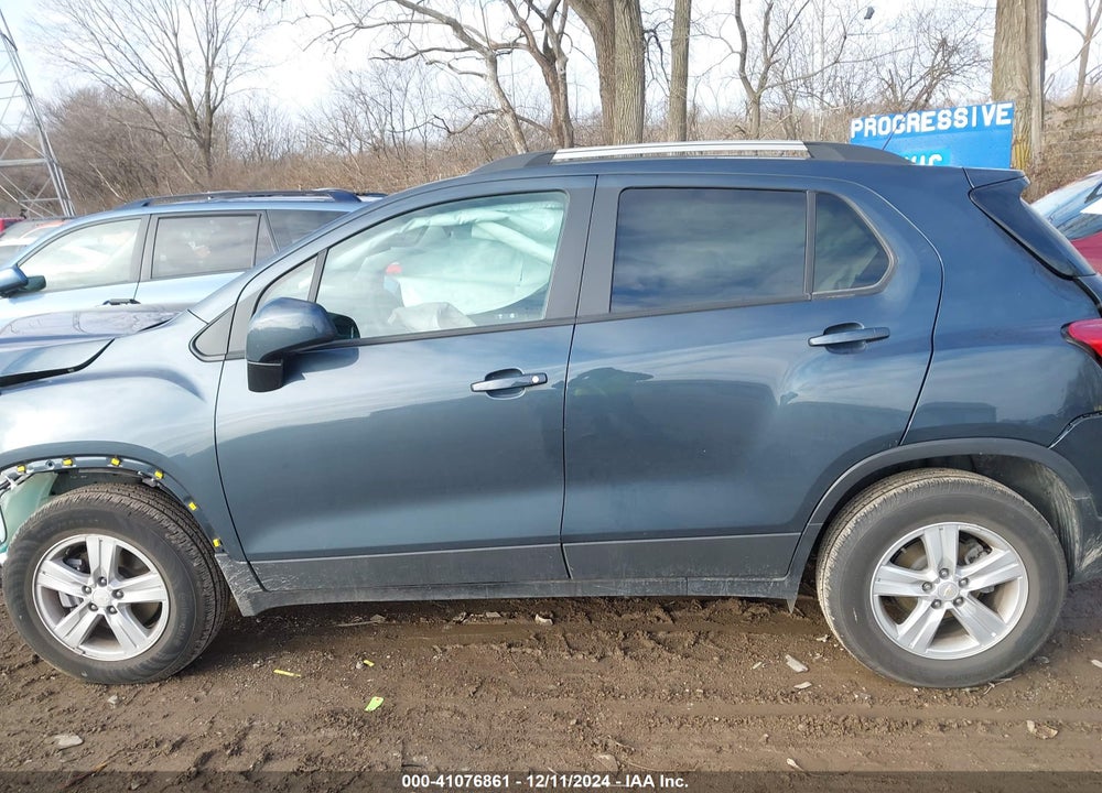 2022 CHEVROLET TRAX AWD LT VIN: KL7CJPSM8NB517655