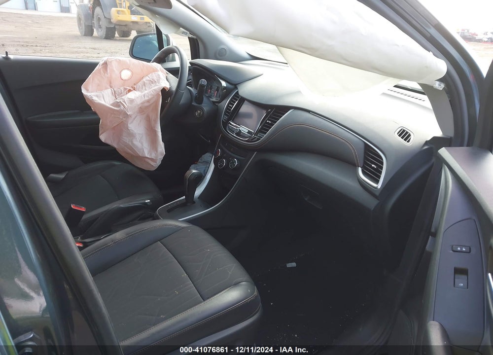 2022 CHEVROLET TRAX AWD LT VIN: KL7CJPSM8NB517655